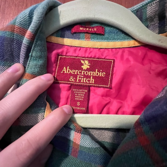 Abercrombie & Fitch Plaid Flannel Button Up ASO on Jessica Simpson - Picture 8 of 16